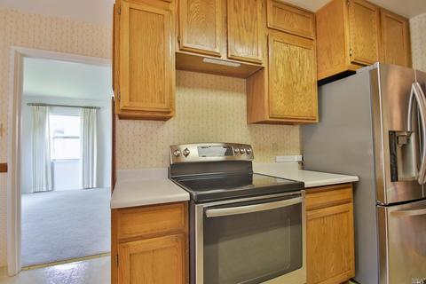 914 Oakwood Ave, Vallejo, CA 94591 photo 5