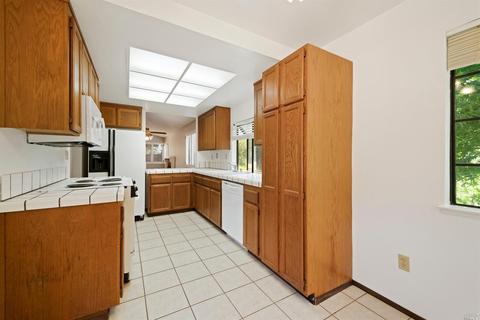 120 Thresher Dr, Vallejo, CA 94591 photo 8