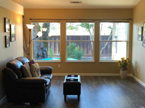 1010 Ginkgo Pl, Windsor, CA 95492 photo 3