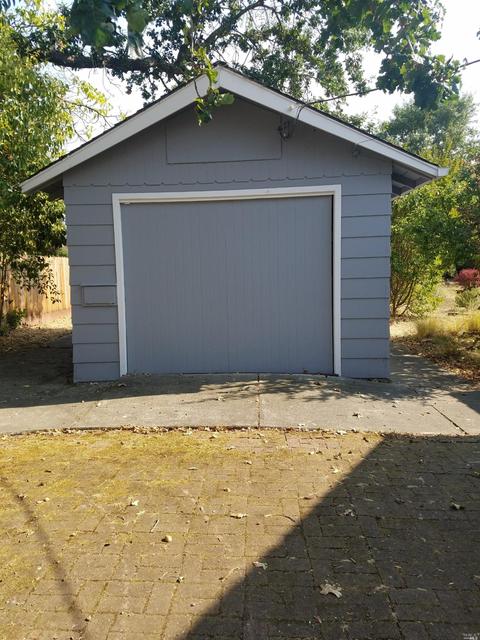 290 Jensen Ln, Windsor, CA 95492 photo 9
