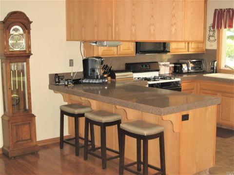 225 Moll Dr, Windsor, CA 95492 photo 10