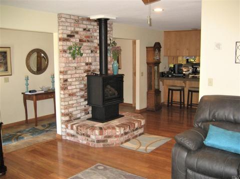 225 Moll Dr, Windsor, CA 95492 photo 5