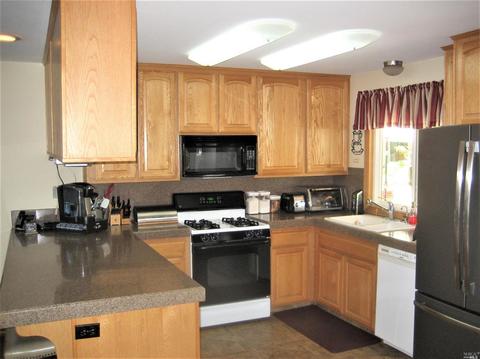 225 Moll Dr, Windsor, CA 95492 photo 9
