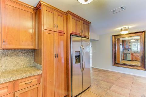 591 Elder St, Vacaville, CA 95688 photo 5