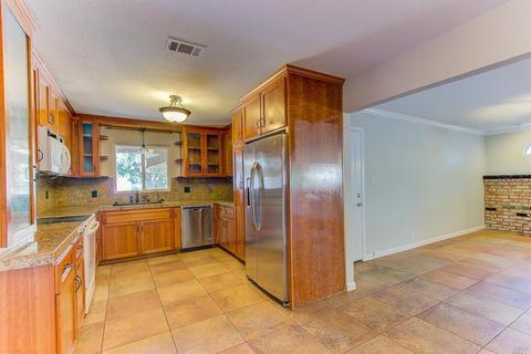 591 Elder St, Vacaville, CA 95688 photo 4