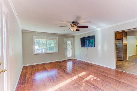 591 Elder St, Vacaville, CA 95688 photo 3