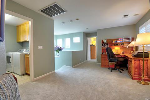 1218 Eagle Dr, Windsor, CA 95492 photo 15