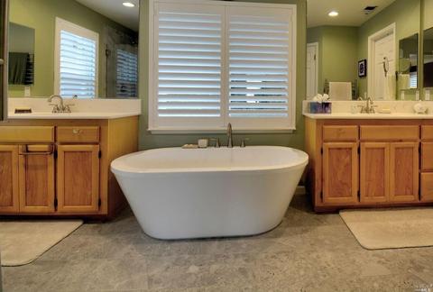 1218 Eagle Dr, Windsor, CA 95492 photo 17