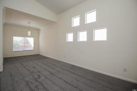 6302 Pebble Beach Dr, Vallejo, CA 94591 photo 5