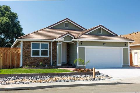451 Riverview Dr, Ukiah, CA 95482 photo 1
