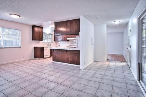 271 Daffodil Dr, Fairfield, CA 94533 photo 9