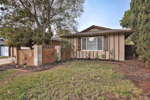 271 Daffodil Dr, Fairfield, CA 94533 photo 2