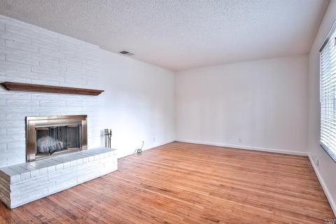 271 Daffodil Dr, Fairfield, CA 94533 photo 7