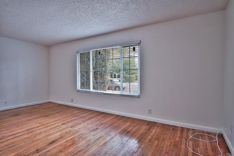 271 Daffodil Dr, Fairfield, CA 94533 photo 8