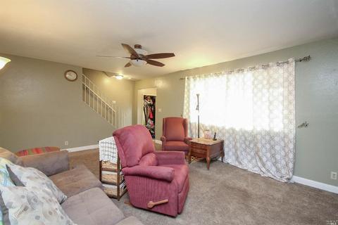 367 Mono Dr, Vacaville, CA 95687 photo 6