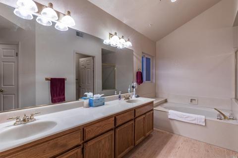 7017 Edinburgh Ct, Windsor, CA 95492 photo 22