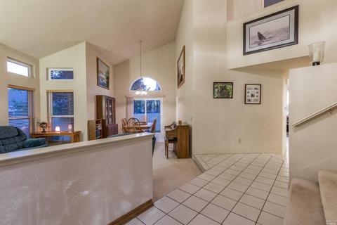 7017 Edinburgh Ct, Windsor, CA 95492 photo 5
