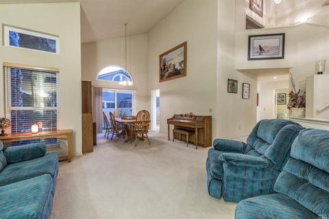 7017 Edinburgh Ct, Windsor, CA 95492 photo 6