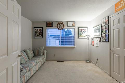 7017 Edinburgh Ct, Windsor, CA 95492 photo 10