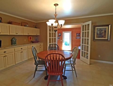 641 Malaga Dr, Ukiah, CA 95482 photo 12
