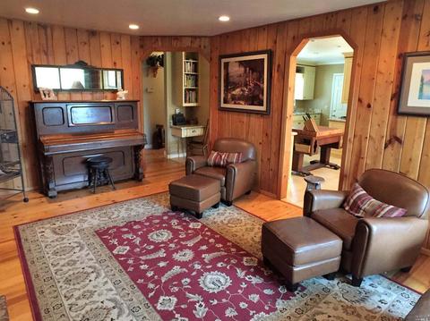 641 Malaga Dr, Ukiah, CA 95482 photo 7