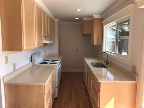 418 Hamilton Dr, Fairfield, CA 94533 photo 6