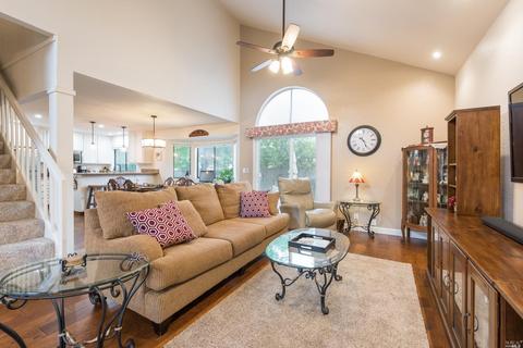 87 Diana Ct, Windsor, CA 95492 photo 7
