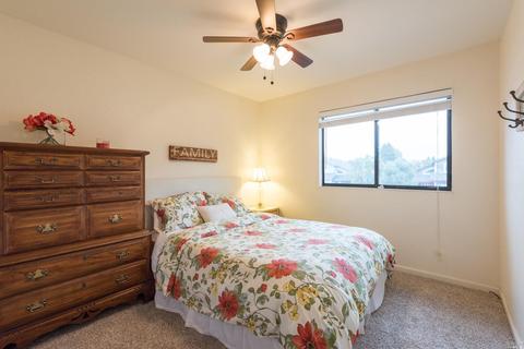 87 Diana Ct, Windsor, CA 95492 photo 18