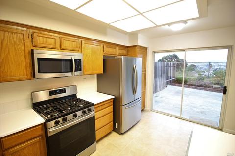 260 Clearpointe Dr, Vallejo, CA 94591 photo 9