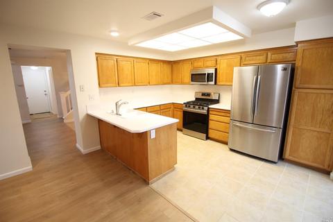 260 Clearpointe Dr, Vallejo, CA 94591 photo 6