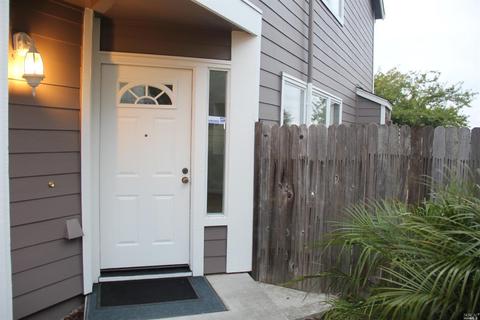 260 Clearpointe Dr, Vallejo, CA 94591 photo 2