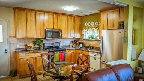 302 Wilson Ave, Vallejo, CA 94590 photo 9
