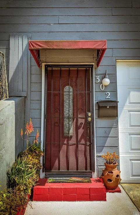302 Wilson Ave, Vallejo, CA 94590 photo 5