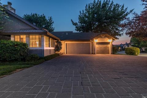 5801 Mathilde Dr, Windsor, CA 95492 photo 1
