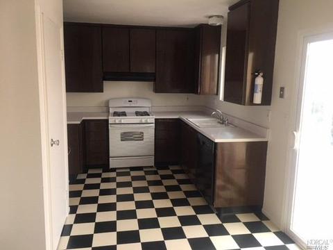 1435 Laredo St, Napa, CA 94559 photo 9