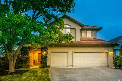 413 Trinity Ct, Petaluma, CA 94954 photo 1