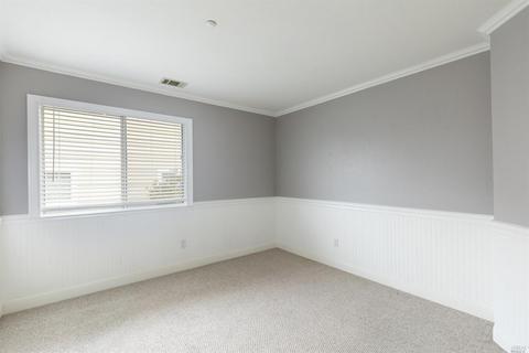 560 Topley Ct, Vallejo, CA 94591 photo 27