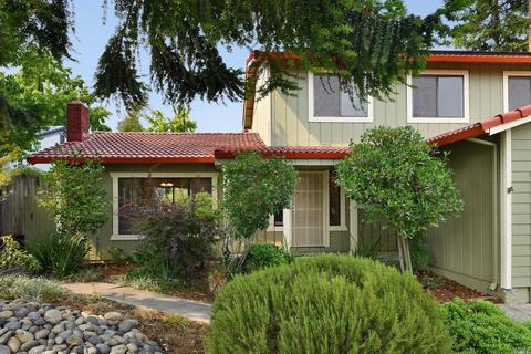 170 Vine Dr, Cloverdale, CA 95425 photo 2