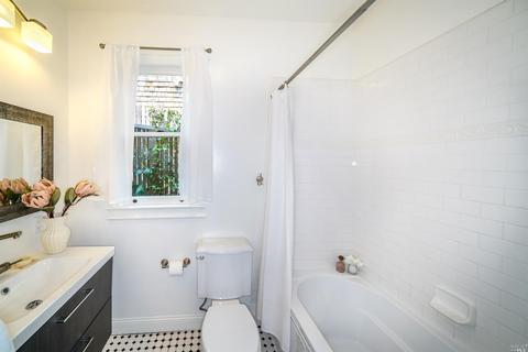 304 3rd St, Sausalito, CA 94965 photo 17