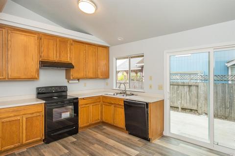 9256 Kyle Ct, Windsor, CA 95492 photo 7