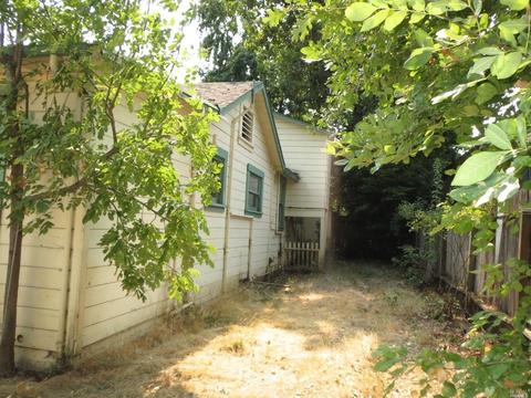 156 W Mendocino Ave, Willits, CA 95490 photo 18