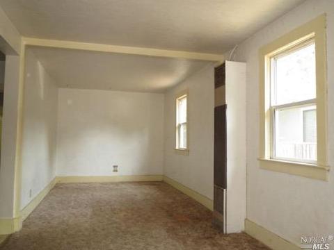 156 W Mendocino Ave, Willits, CA 95490 photo 4