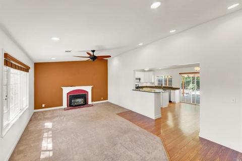112 Edwin Dr, Vacaville, CA 95687 photo 5