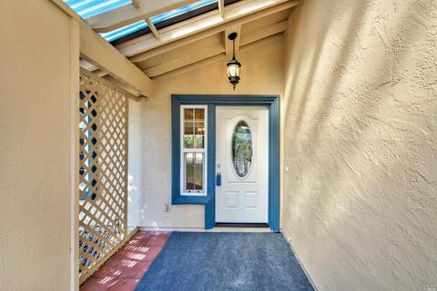112 Edwin Dr, Vacaville, CA 95687 photo 4
