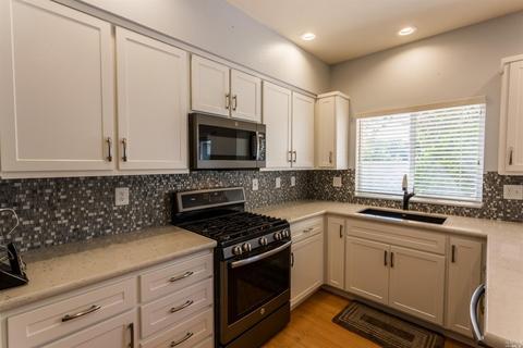 5061 Equestrian Ct, Fairfield, CA 94534 photo 14