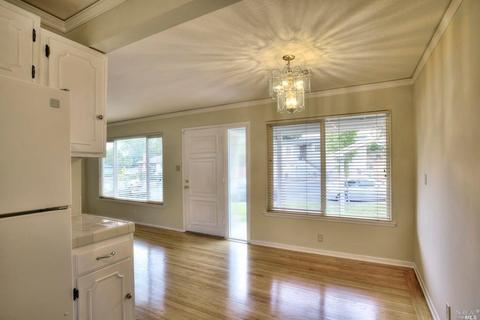 1138 Sereno Dr, Vallejo, CA 94589 photo 4