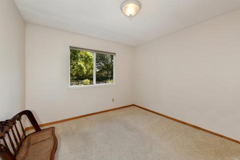 411 Jensen Ln, Windsor, CA 95492 photo 11