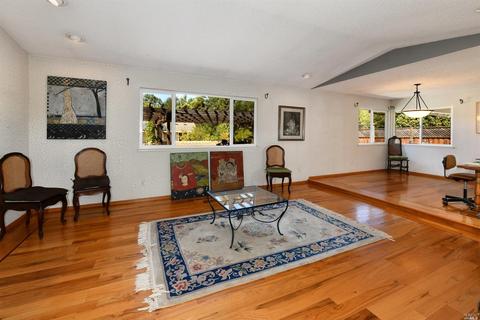 411 Jensen Ln, Windsor, CA 95492 photo 5