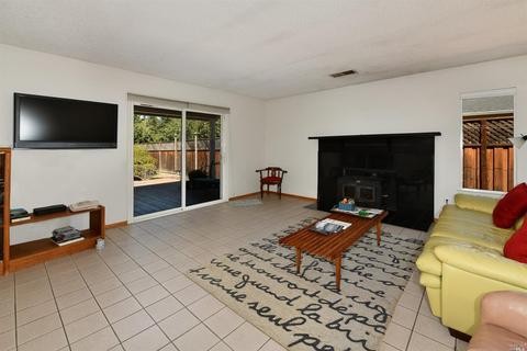 411 Jensen Ln, Windsor, CA 95492 photo 8