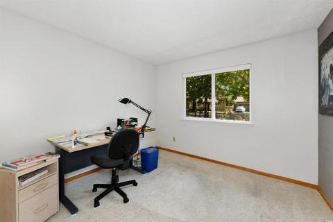 411 Jensen Ln, Windsor, CA 95492 photo 12
